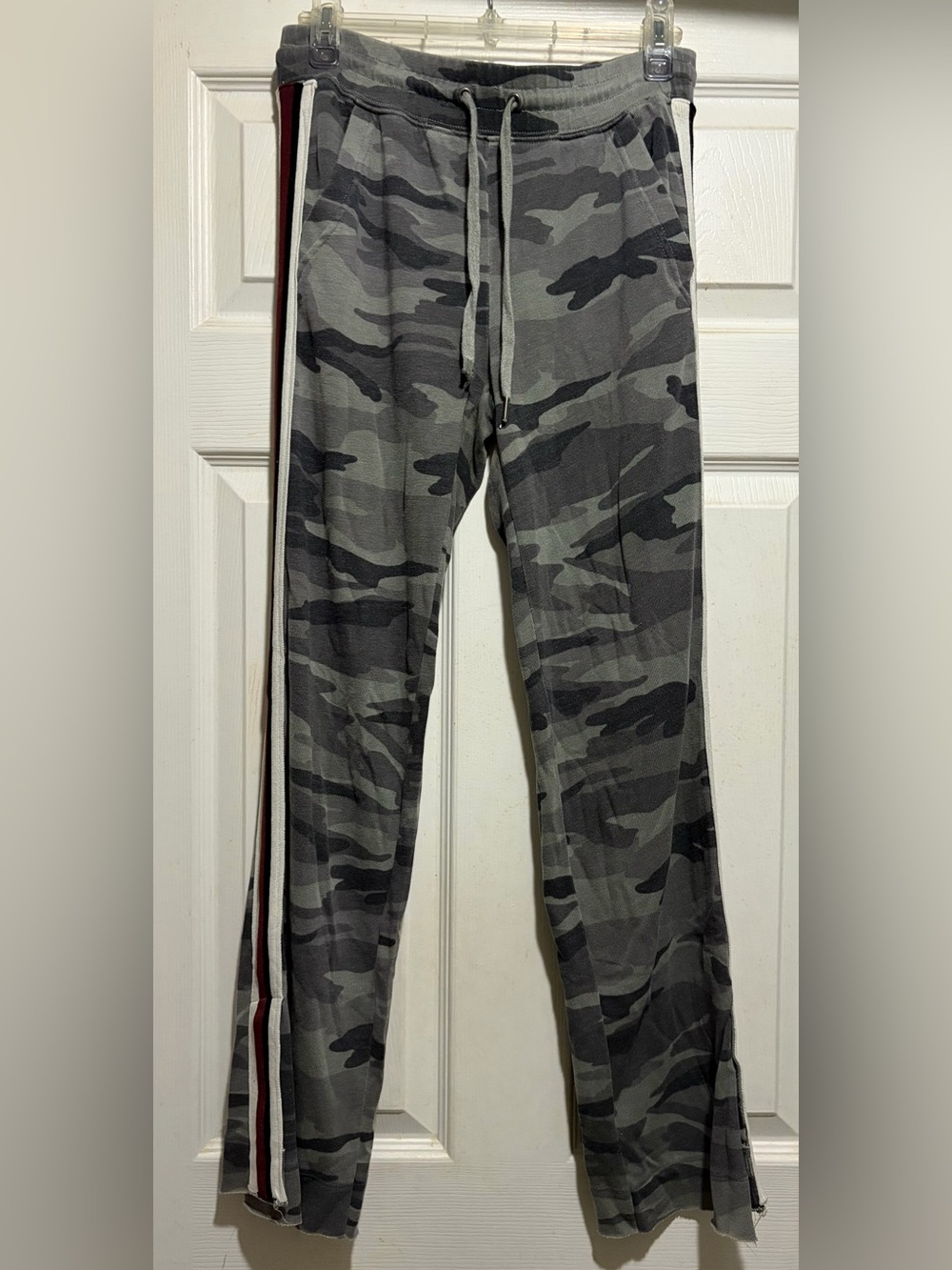 Women’s Gray Camo Jogger Pants with Side Stripe